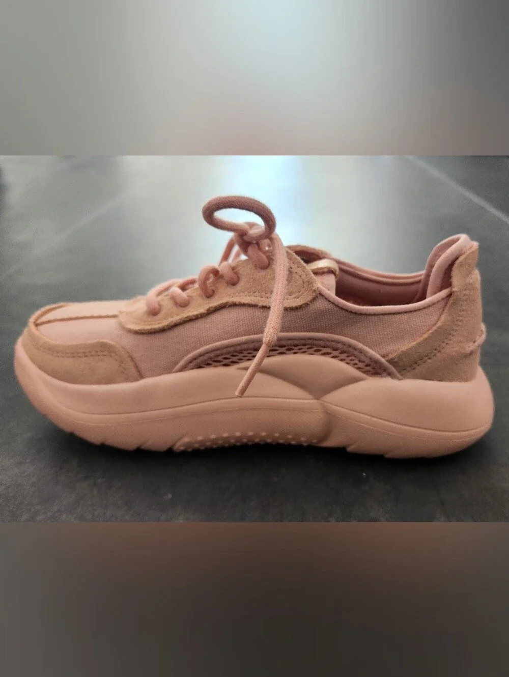 Women’s Casual Lace-Up Sneakers in Blush Pink